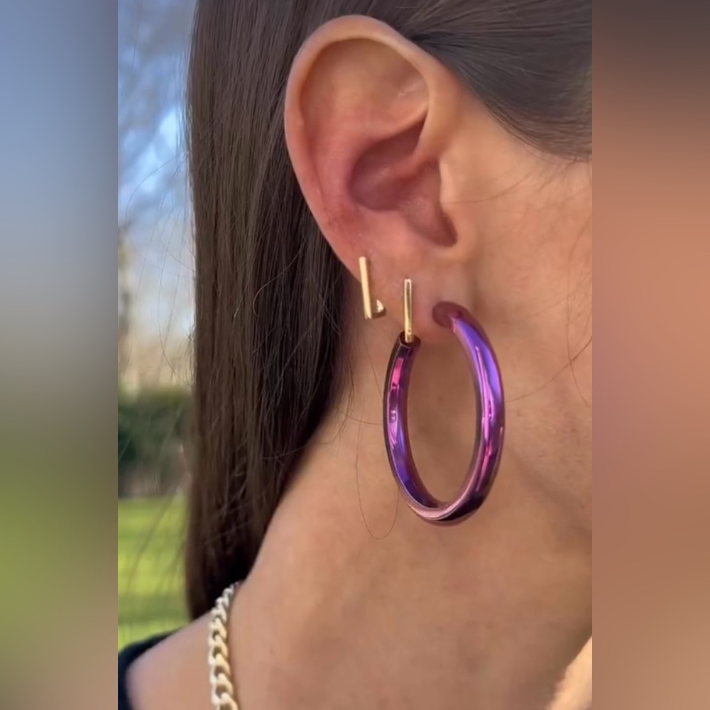 NIB Stephanie Gottlieb Electric Hoops in Purple